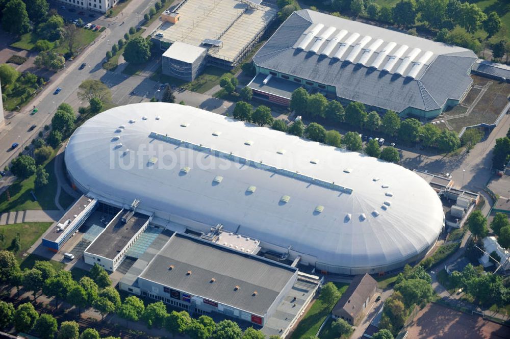 Luftbild Erfurt - Eissportzentrum ( die Gunda-Niemann-Stirnemann-Halle) in Erfurt