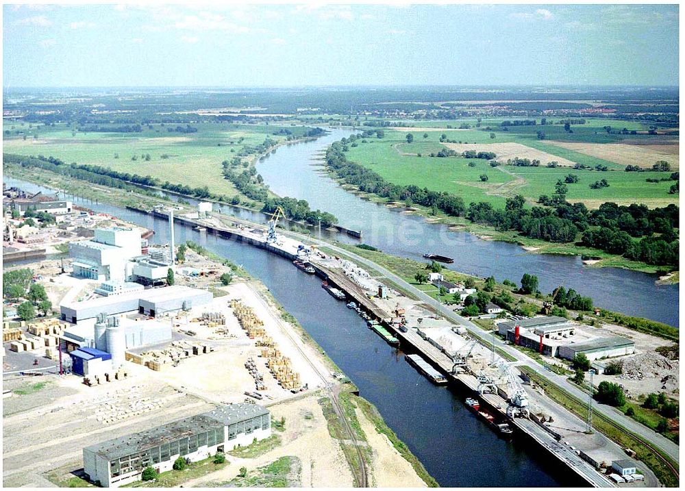 Magdeburg von oben - Elbe-Abstiegskanal