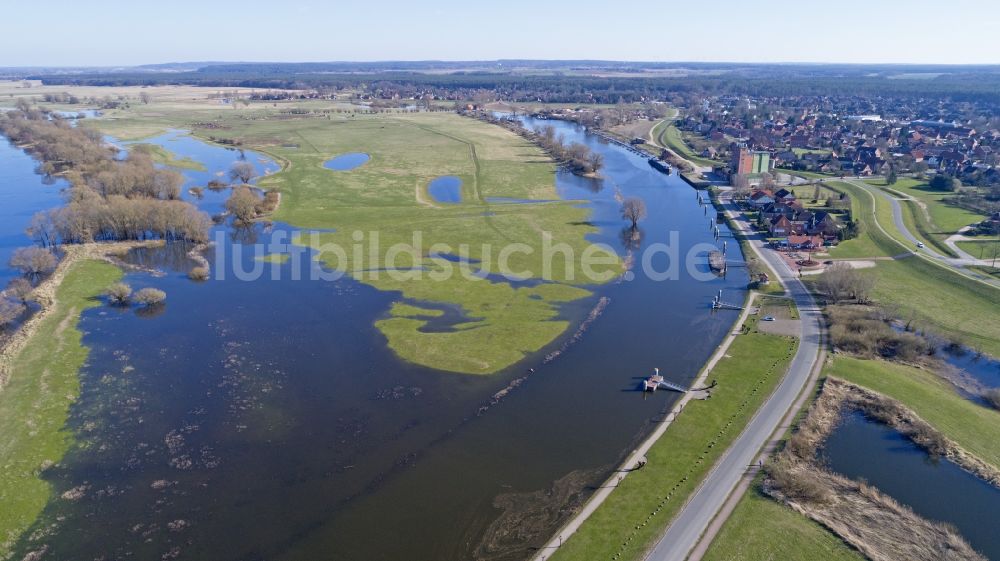 Luftbild Bleckede - Elbe bei Bleckede im Bundesland Niedersachsen