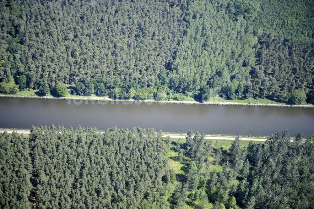 Luftaufnahme Genthin - Elbe-Havel-Kanal / Canal bei Genthin