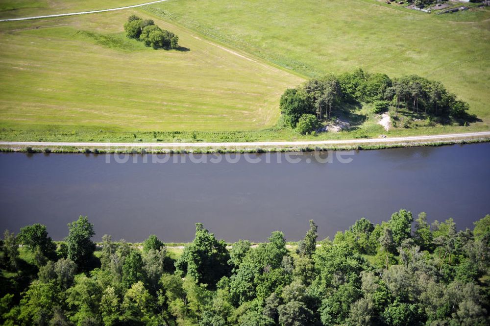 Luftbild Genthin - Elbe-Havel-Kanal / Canal bei Genthin