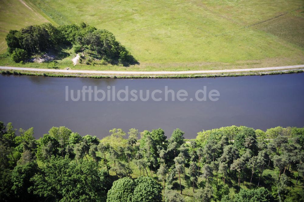 Luftaufnahme Genthin - Elbe-Havel-Kanal / Canal bei Genthin