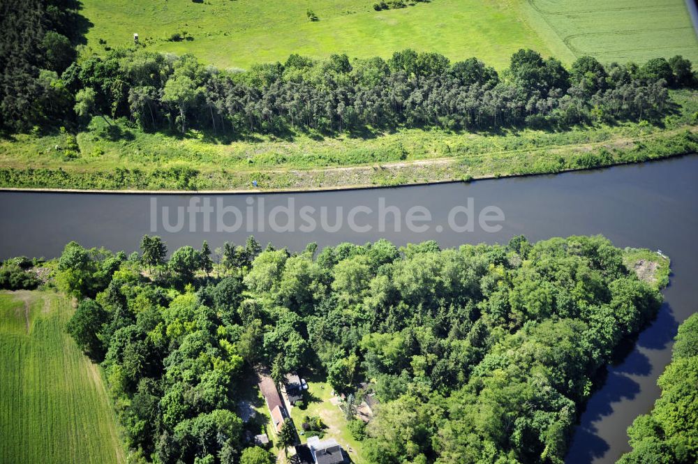 Luftaufnahme Genthin - Elbe-Havel-Kanal / Canal bei Genthin