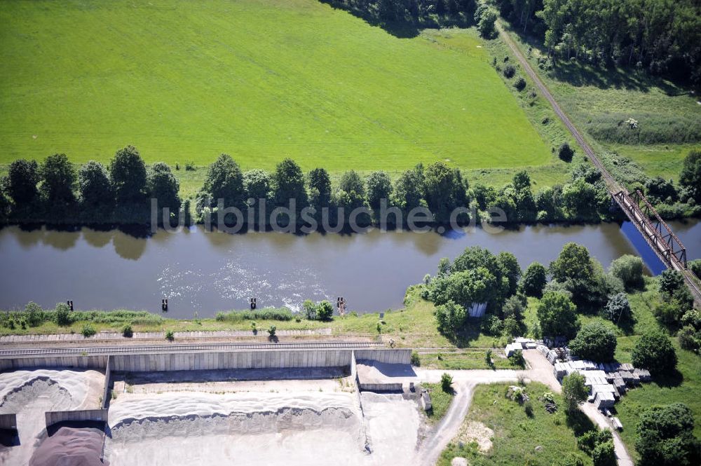 Zerben von oben - Elbe-Havel-Kanal / Canal bei Zerben