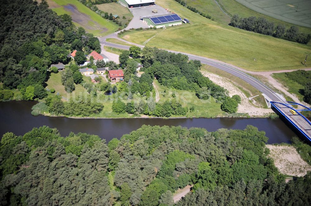 Zerben von oben - Elbe-Havel-Kanal / Canal bei Zerben