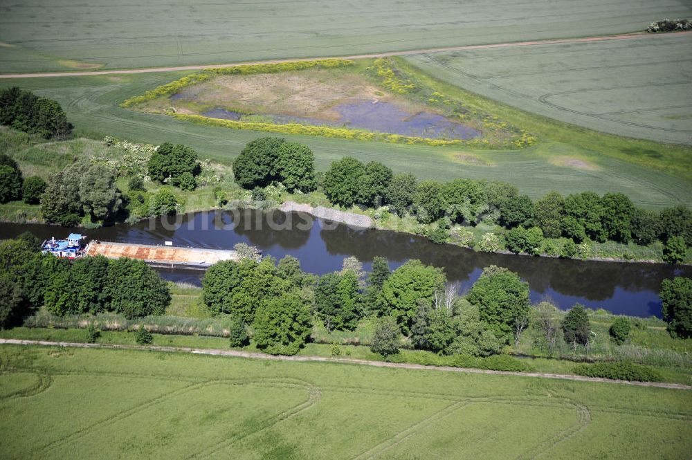 Zerben von oben - Elbe-Havel-Kanal / Canal bei Zerben