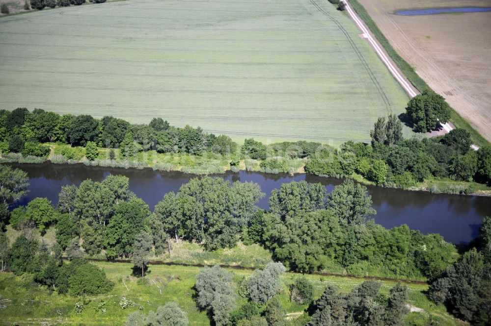 Luftbild Zerben - Elbe-Havel-Kanal / Canal bei Zerben