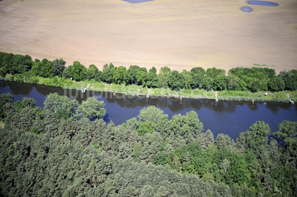 Zerben aus der Vogelperspektive: Elbe-Havel-Kanal / Canal bei Zerben