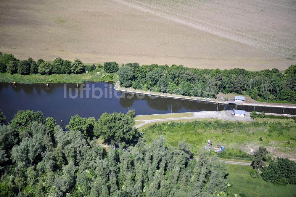 Luftbild Zerben - Elbe-Havel-Kanal / Canal bei Zerben