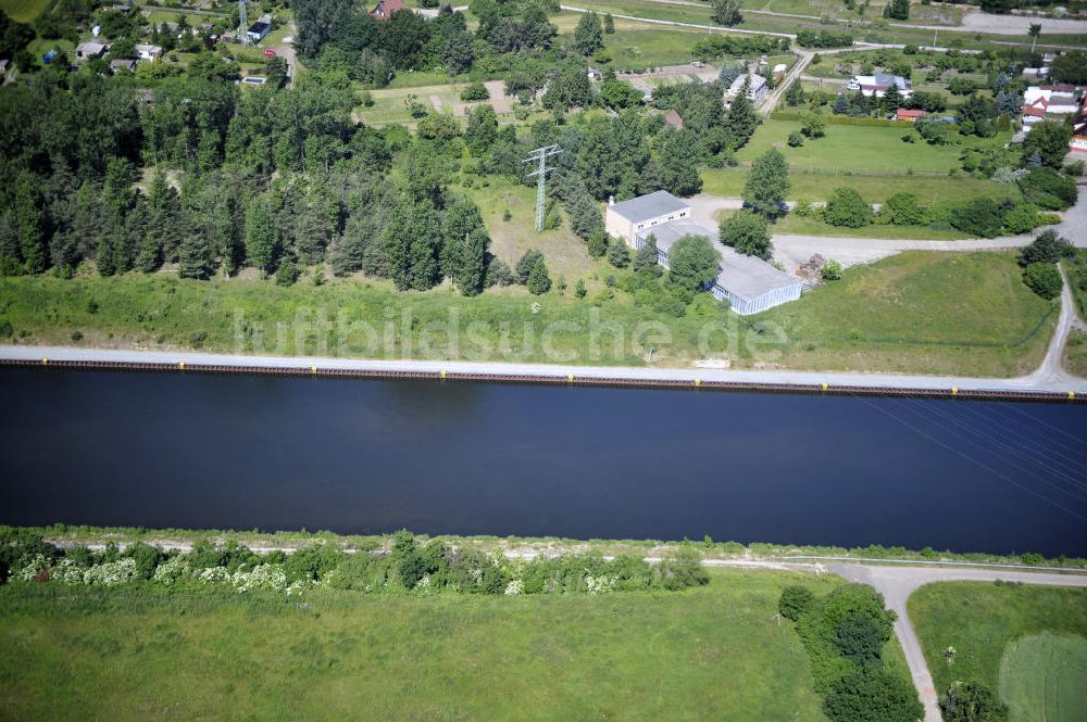 Zerben von oben - Elbe-Havel-Kanal / Canal bei Zerben