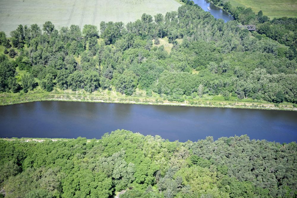 Zerben von oben - Elbe-Havel-Kanal / Canal bei Zerben