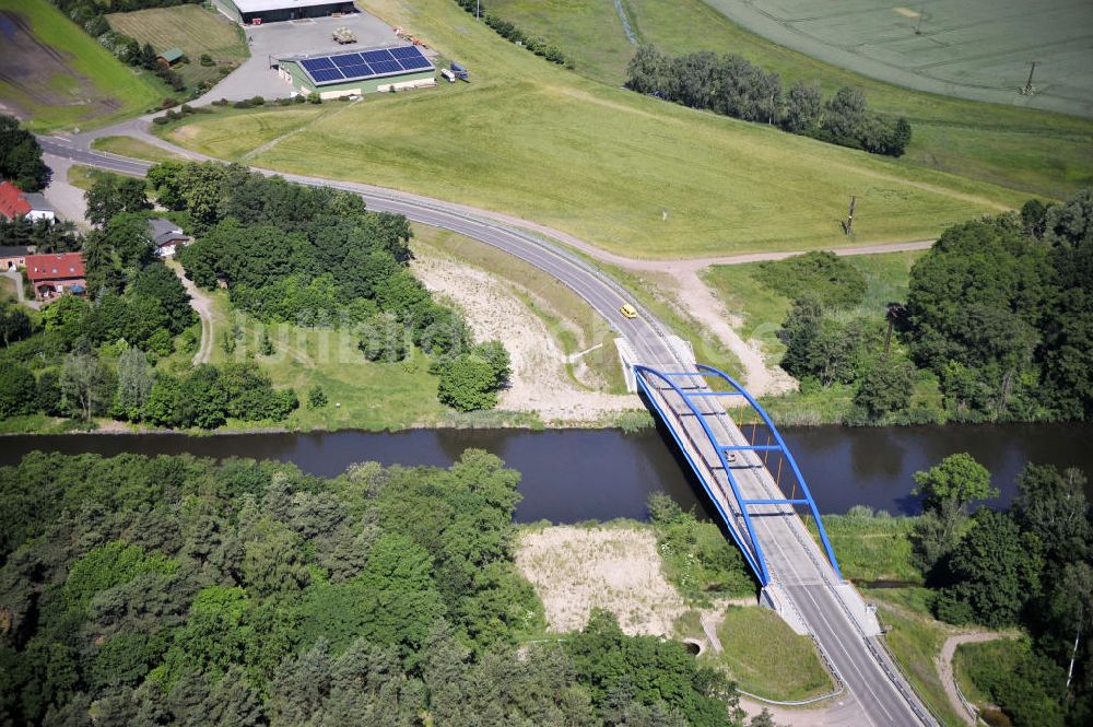 Luftbild Zerben - Elbe-Havel-Kanal / Canal bei Zerben