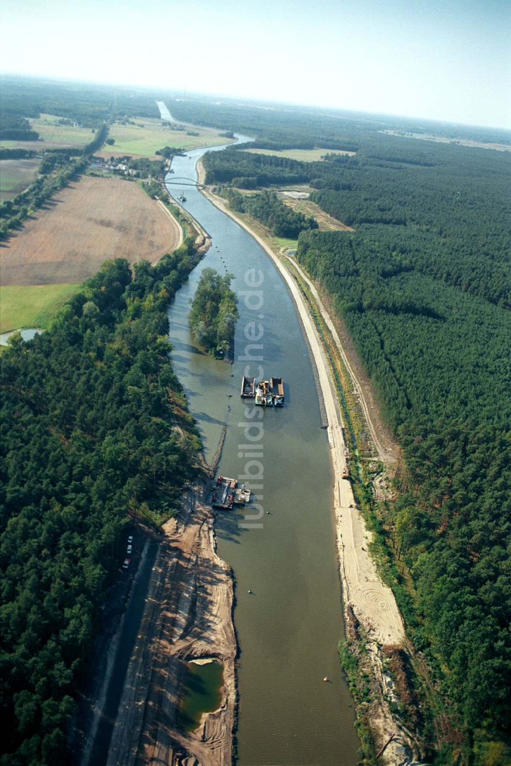 Luftaufnahme Genthin - Elbe-Havel-Kanal westlich von Genthin