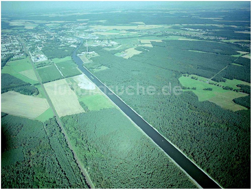 Genthin aus der Vogelperspektive: Elbe - Havelkanal östlich von Genthin