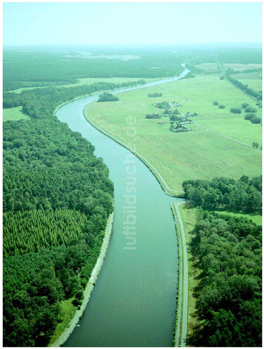 Genthin von oben - Elbe - Havelkanal östlich von Genthin