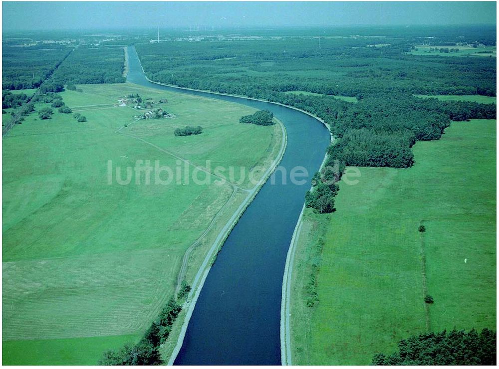 Genthin aus der Vogelperspektive: Elbe - Havelkanal östlich von Genthin