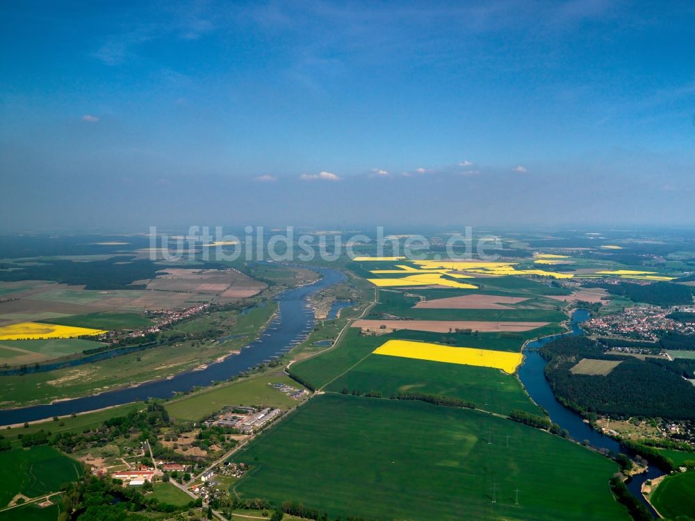 Burg (bei Magdeburg) aus der Vogelperspektive: Elbe und Herrenseegraben in Burg (bei Magdeburg) im Bundesland Sachsen-Anhalt