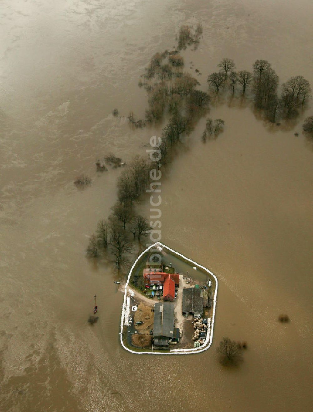 Bleckede von oben - Elbe-Hochwasser Bleckede