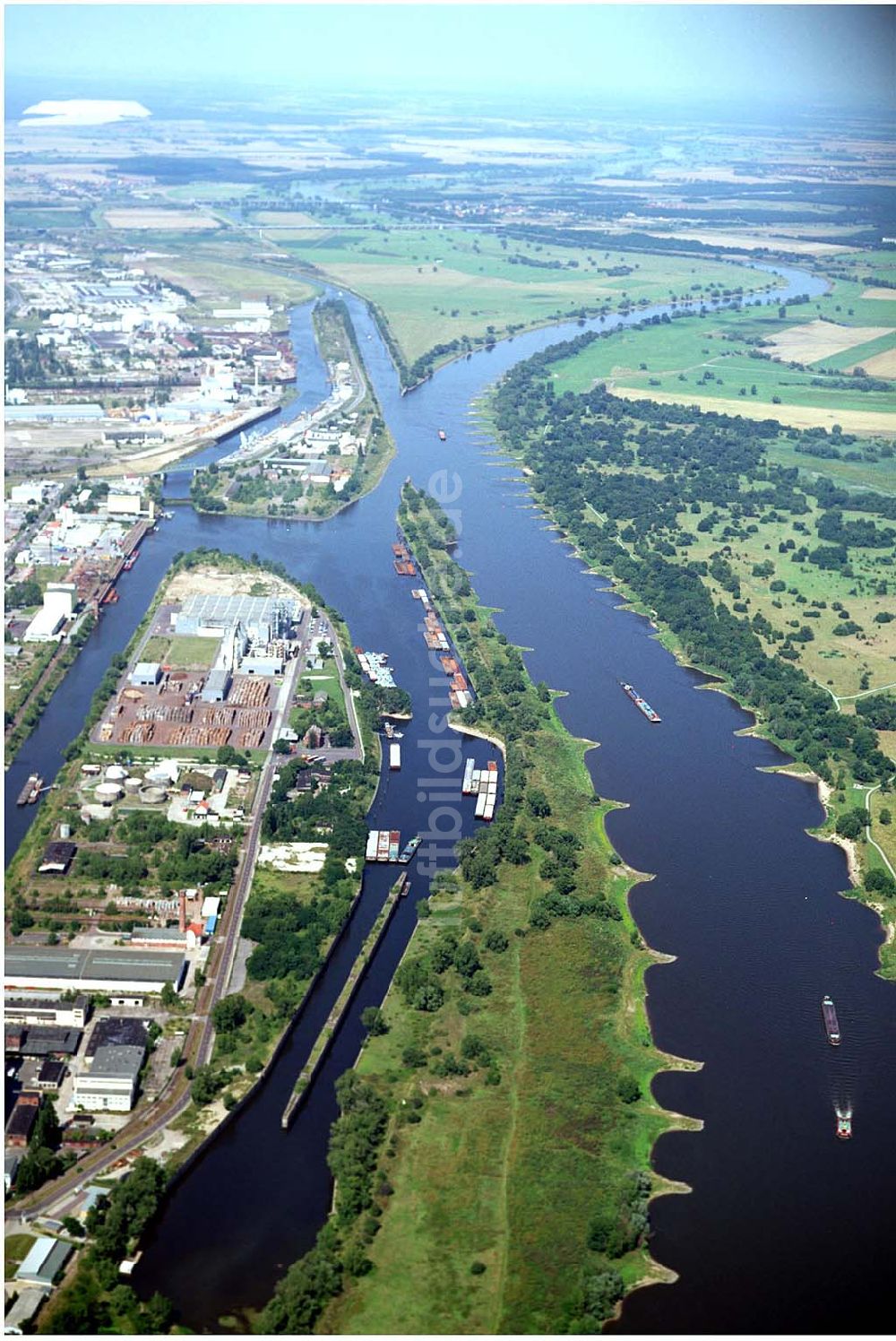 Luftbild Magdeburg - Elbeabstiegskanal