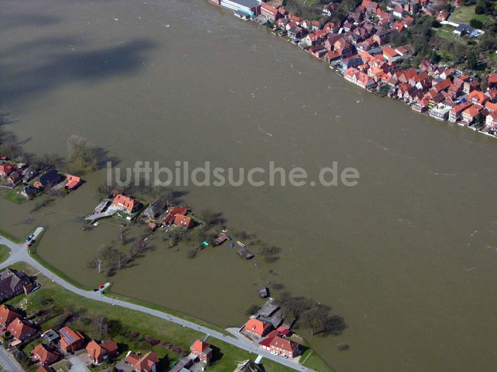 Luftaufnahme Lauenburg - Elbhochwasser in Lauenburg / Schleswig-Holstein