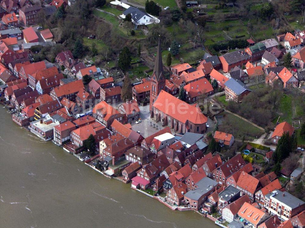 Luftaufnahme Lauenburg - Elbhochwasser in Lauenburg / Schleswig-Holstein