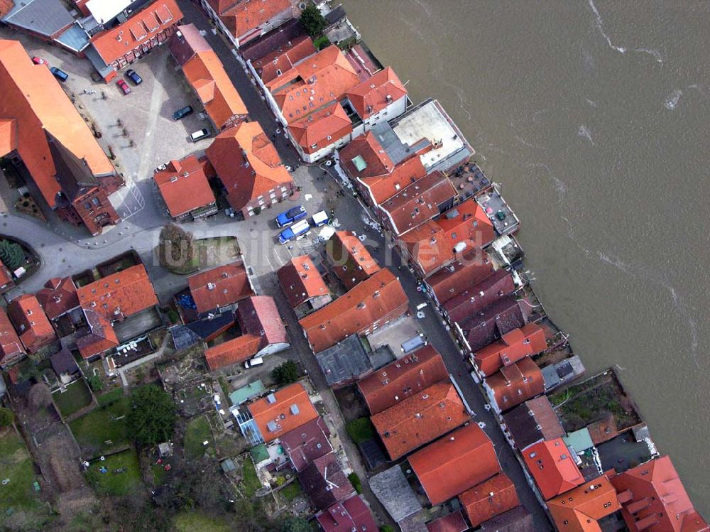 Luftbild Lauenburg - Elbhochwasser in Lauenburg / Schleswig-Holstein