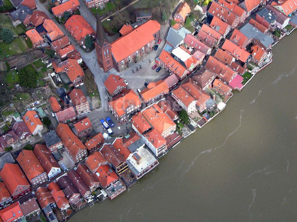 Luftaufnahme Lauenburg - Elbhochwasser in Lauenburg / Schleswig-Holstein