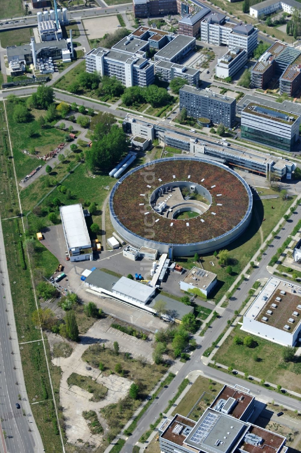 Luftaufnahme Berlin Adlershof - Elektronen- Speicherring BESSY in Berlin-Adlershof