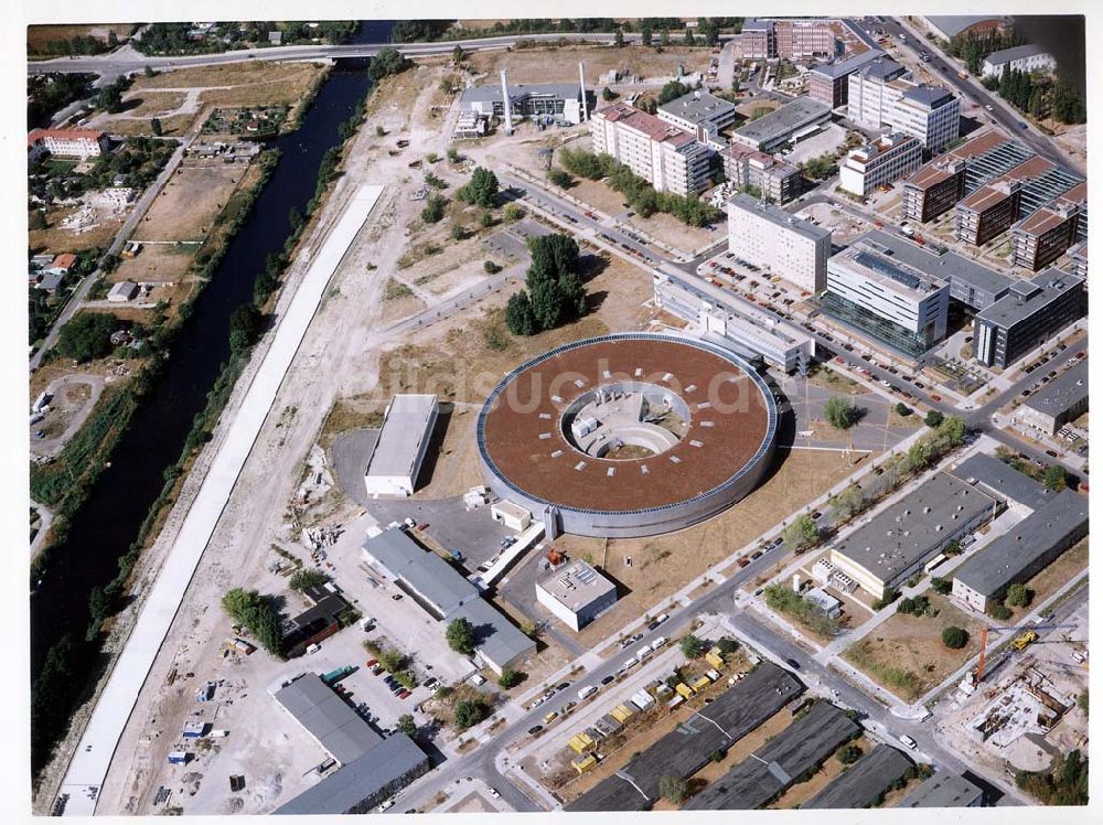 Luftbild Berlin - Adlershof - Elektronenspeicherring BESSY 2 in Berlin-Adlershof.