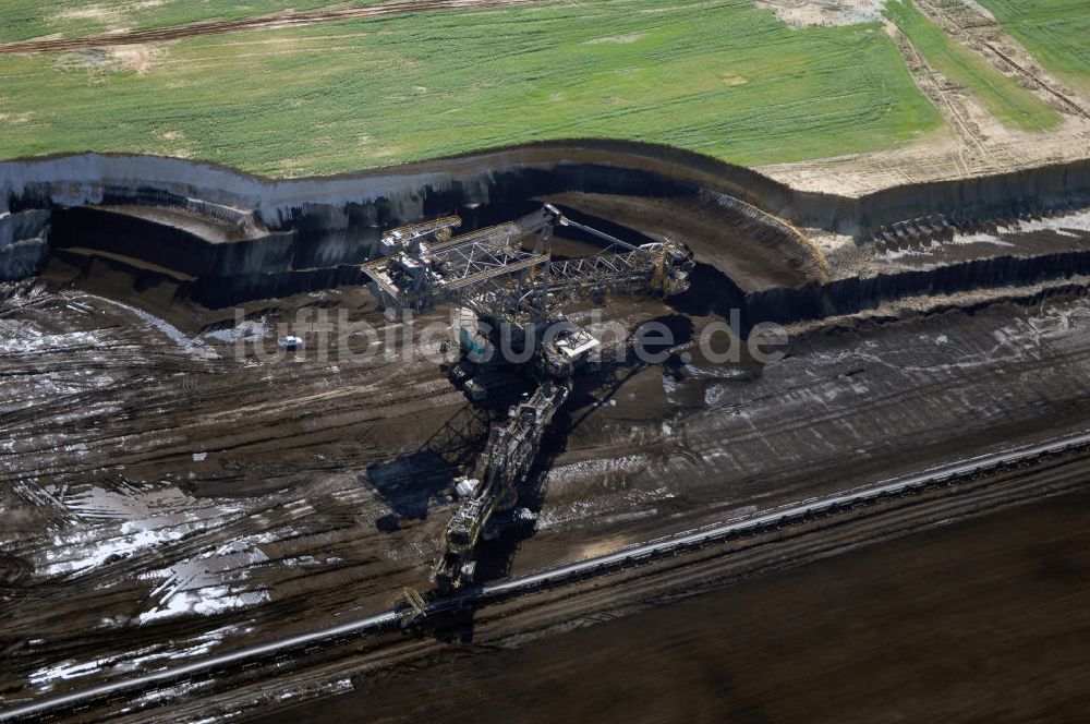 Luftaufnahme Elsteraue - Elsteraue Blick auf den Tagebau Profen