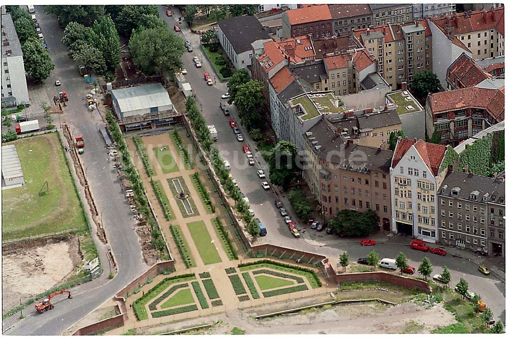 Luftbild Berlin / Kreuzberg - Engelbecken Mitte Kreuzberg 25.06.95