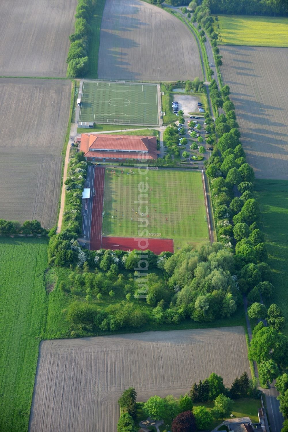 Bergkamen von oben - Ensemble der Sportplatzanlagen in Bergkamen im Bundesland Nordrhein-Westfalen