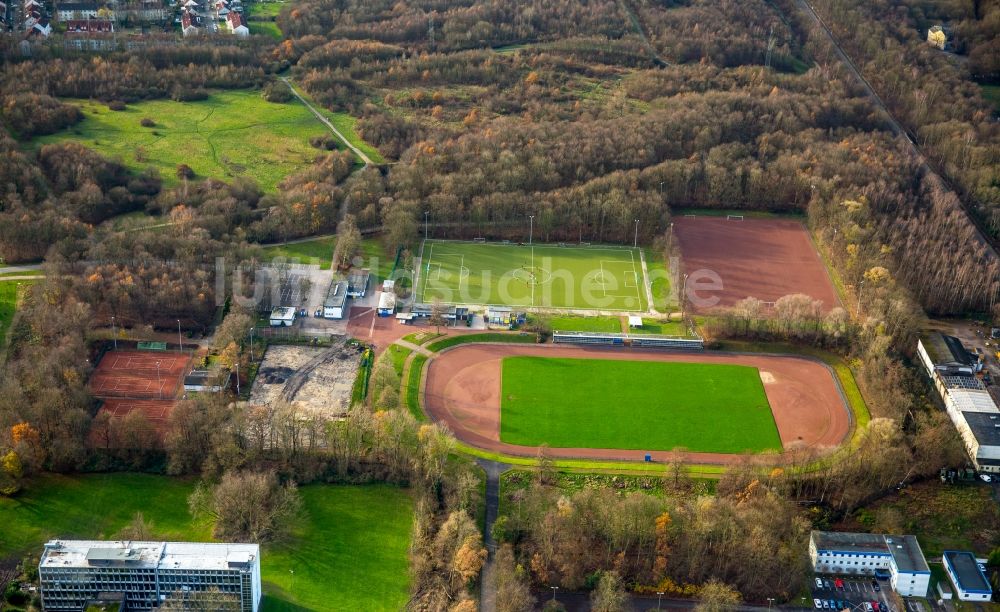 Gelsenkirchen von oben - Ensemble der Sportplatzanlagen in Gelsenkirchen im Bundesland Nordrhein-Westfalen