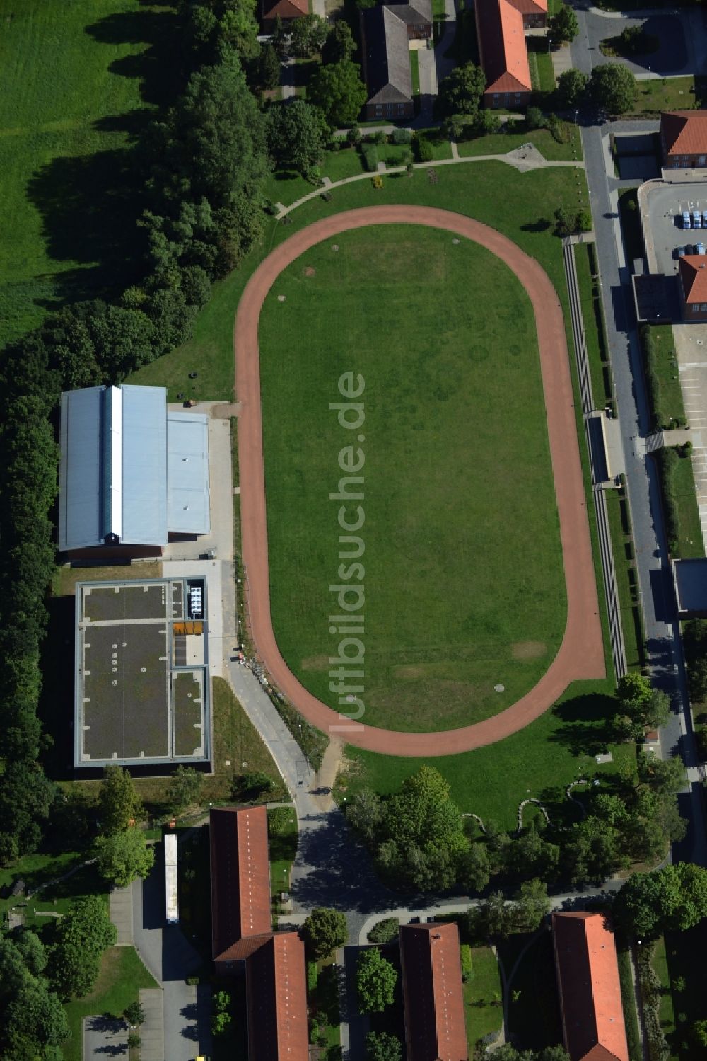 Güstrow aus der Vogelperspektive: Ensemble der Sportplatzanlagen in Güstrow im Bundesland Mecklenburg-Vorpommern