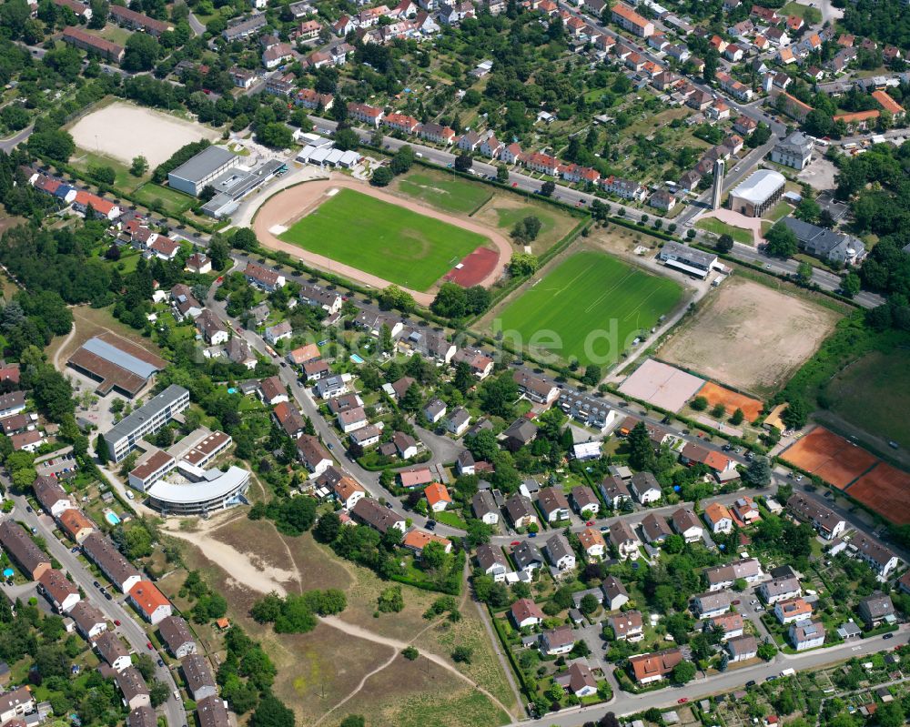 Luftaufnahme Karlsruhe - Ensemble der Sportplatzanlagen in Karlsruhe im Bundesland Baden-Württemberg, Deutschland