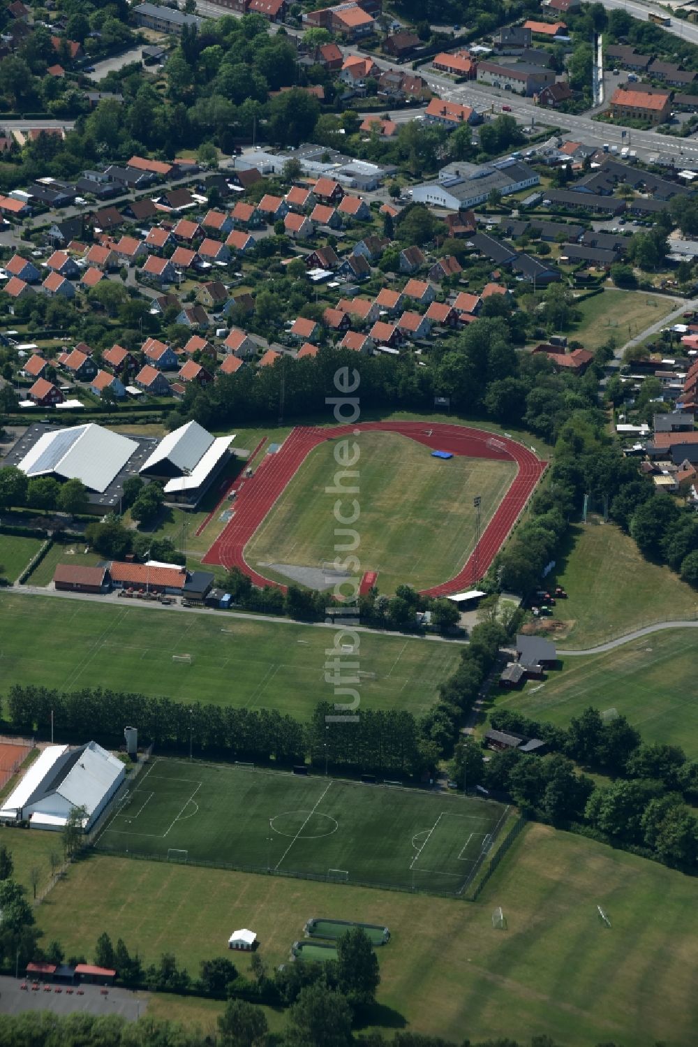 Luftbild Ronne - Insel Bornholm - Ensemble der Sportplatzanlagen Nordre Jernbanesti in Ronne - Insel Bornholm in Region Hovedstaden, Dänemark