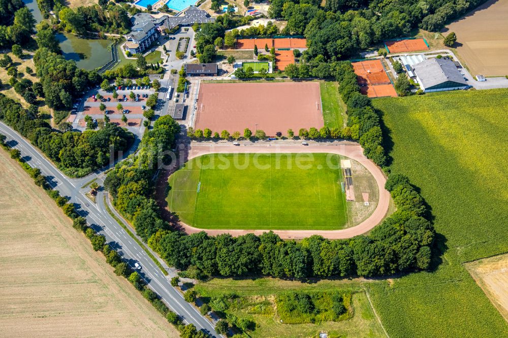 Pelkum von oben - Ensemble der Sportplatzanlagen im Selbachpark in Pelkum im Bundesland Nordrhein-Westfalen, Deutschland