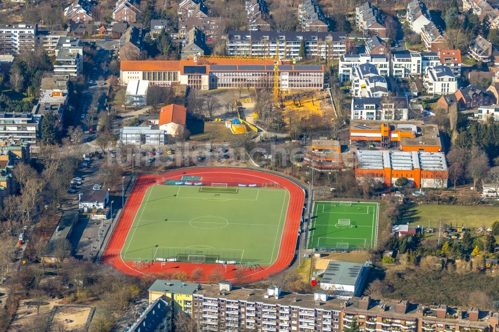 Luftbild Düsseldorf - Ensemble der Sportplatzanlagen des Sport Club Düsseldorf-West in Düsseldorf im Bundesland Nordrhein-Westfalen, Deutschland