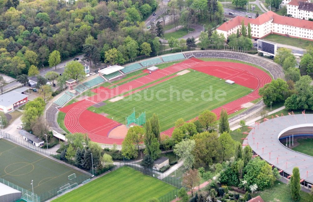 Luftaufnahme Cottbus - Ensemble der Sportplatzanlagen Sportzentrum in Cottbus im Bundesland Brandenburg