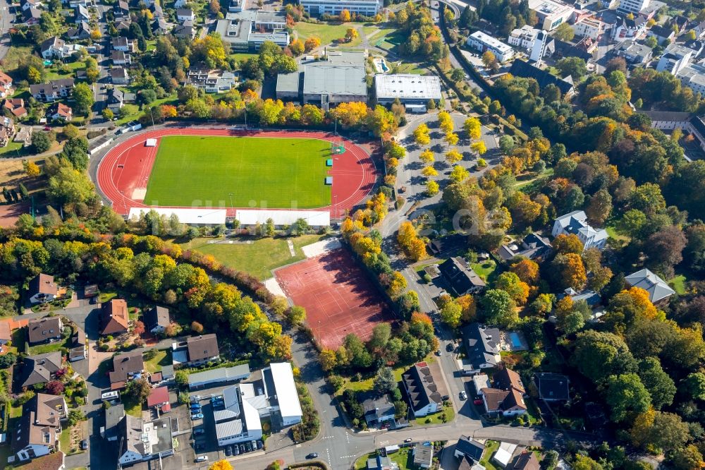 Kreuztal aus der Vogelperspektive: Ensemble der Sportplatzanlagen vom Stadion Stählerwiese in Kreuztal im Bundesland Nordrhein-Westfalen