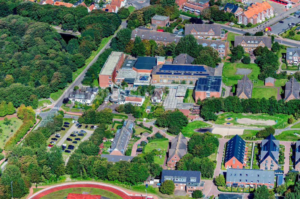 Luftaufnahme Norderney - Ensemble der Sportplatzanlagen TuS Norderney e.V. in Norderney im Bundesland Niedersachsen, Deutschland