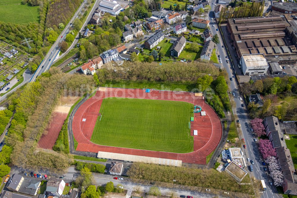 Luftaufnahme Witten - Ensemble der Sportplatzanlagen des VfB Annen 19 e.V. in Witten im Bundesland Nordrhein-Westfalen, Deutschland