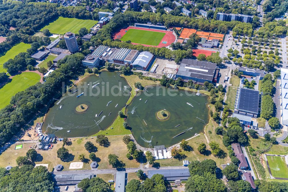 Luftaufnahme Duisburg - Ensemble der Sportplatzanlagen Wedau Sportpark in Duisburg im Bundesland Nordrhein-Westfalen, Deutschland