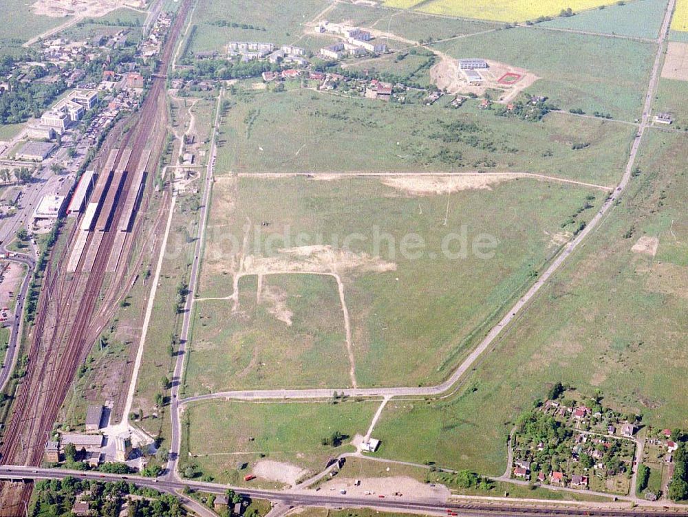 Schönefeld / BRB aus der Vogelperspektive: Entwicklungs- und Planungsgebiet des Delta-Parks in Schönefeld bei Berlin - ein Projekt der HVB Projekt GmbH München.