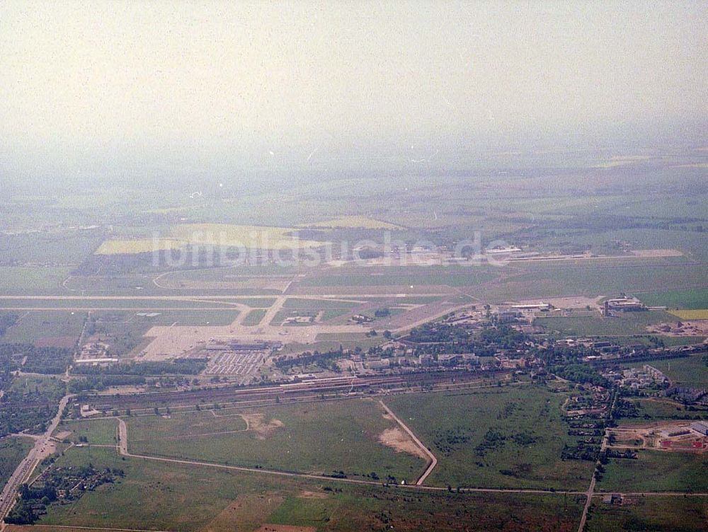 Schönefeld / BRB aus der Vogelperspektive: Entwicklungs- und Planungsgebiet des Delta-Parks in Schönefeld bei Berlin - ein Projekt der HVB Projekt GmbH München.