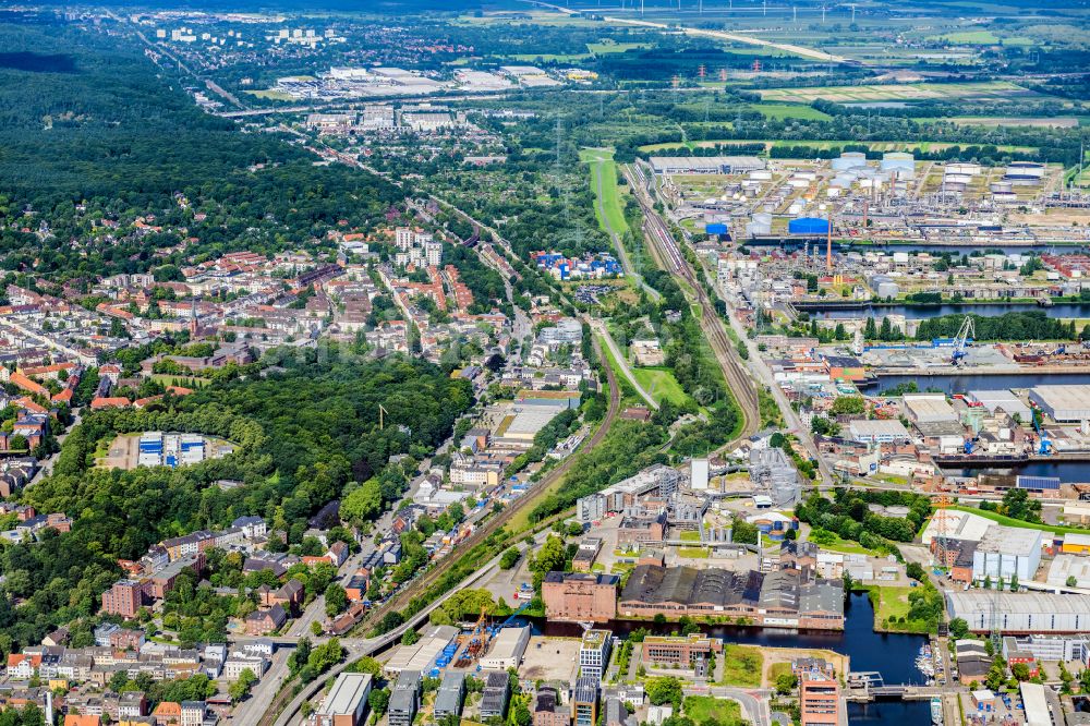 Luftaufnahme Hamburg - Entwicklungsbebietzum Innovationspark zwischen Hafen und Bahn in Hamburg-Harburg, Deutschland