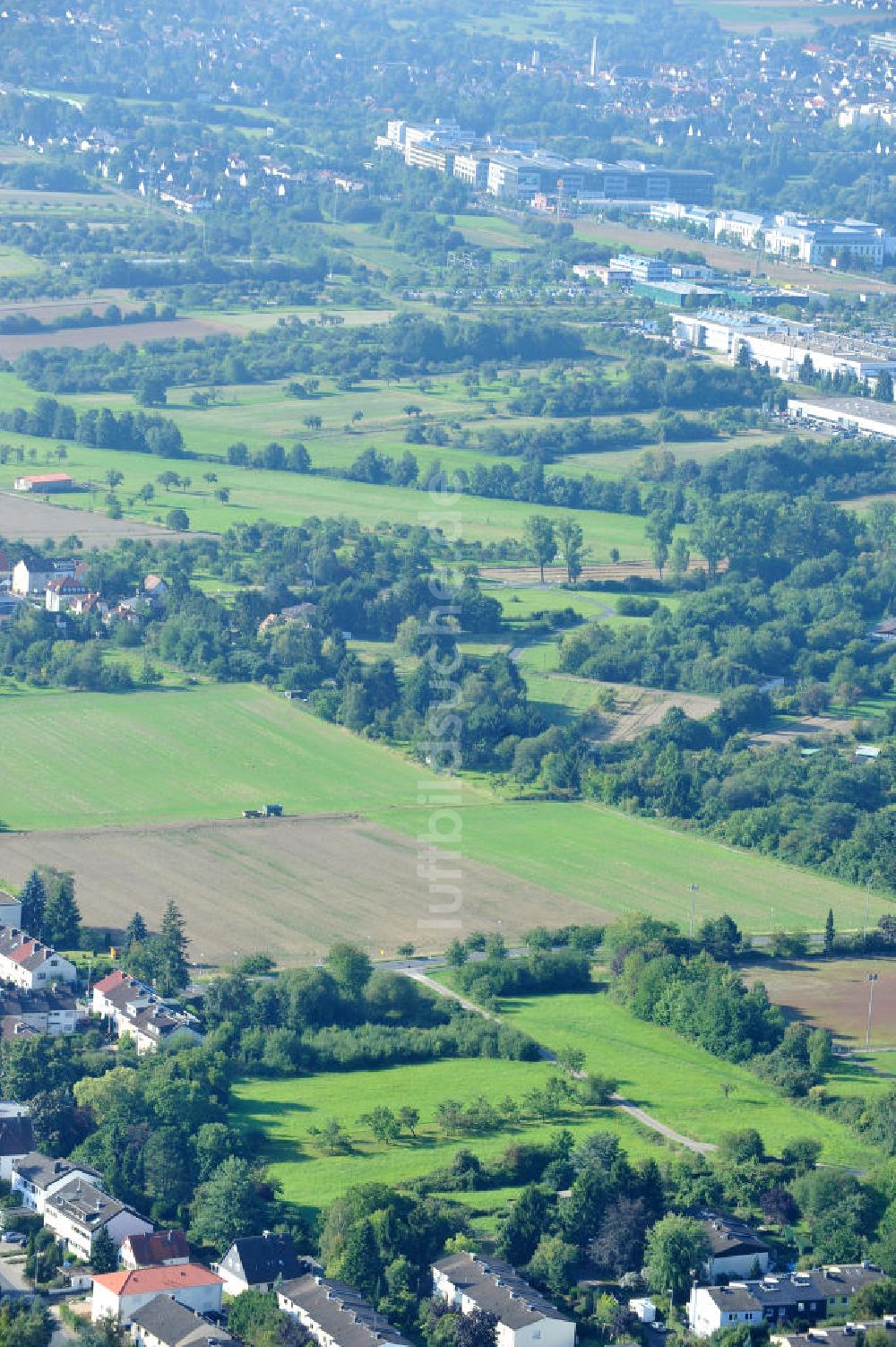 Kronberg im Taunus aus der Vogelperspektive: Entwicklungsgebiet / Baufläche für Wohnungsneubau in Kronberg