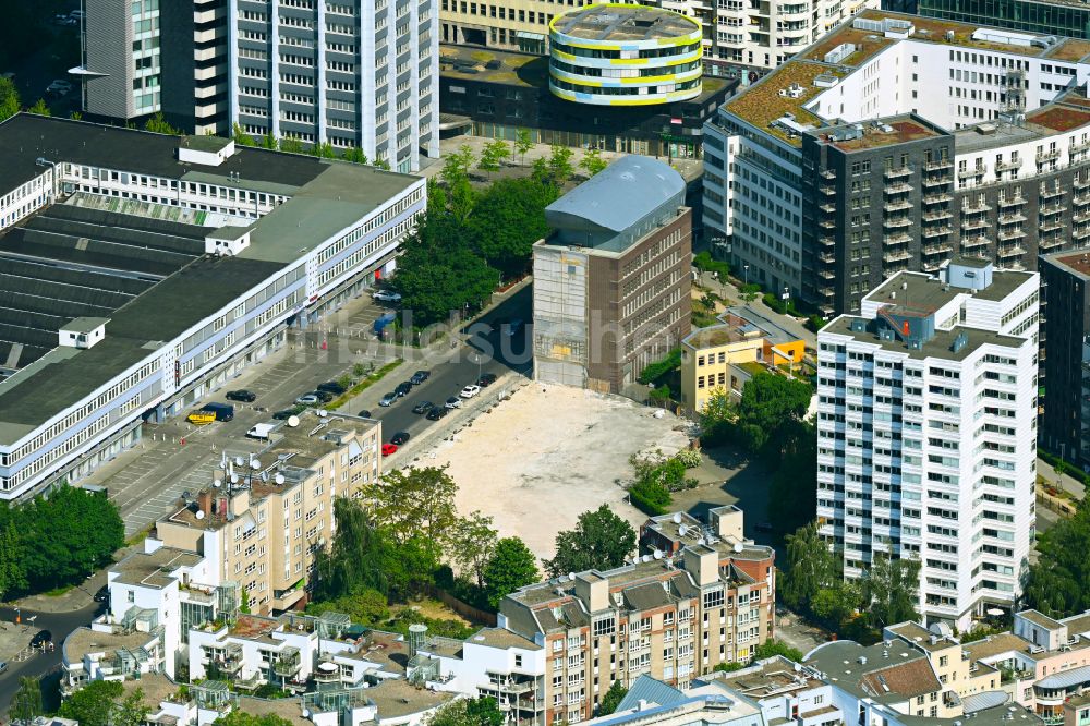 Berlin aus der Vogelperspektive: Entwicklungsgebiet und Bauland- Brache in Berlin, Deutschland