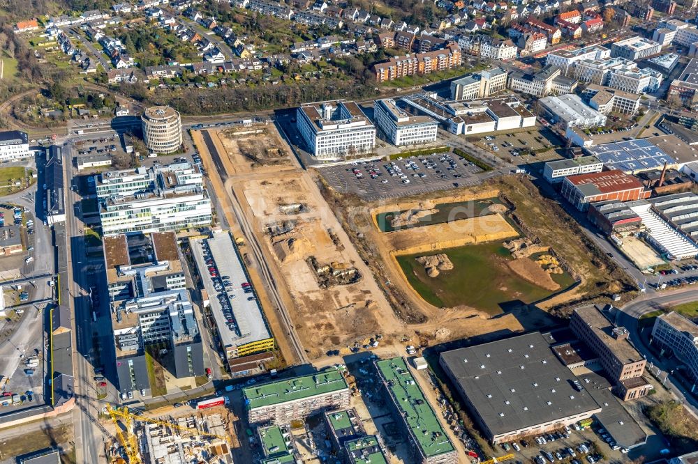 Düsseldorf aus der Vogelperspektive: Entwicklungsgebiet und Bauland- Brache Böhlerstraße - Willstätterstraße im Ortsteil Heerdt in Düsseldorf im Bundesland Nordrhein-Westfalen