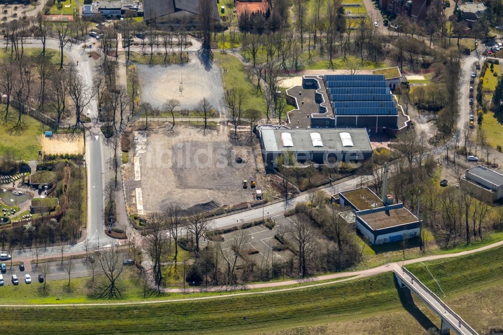 Dorsten aus der Vogelperspektive: Entwicklungsgebiet und Bauland- Brache auf dem Gelände an der Brüderstraße - Kurt-Schumacher-Straße in Dorsten im Bundesland Nordrhein-Westfalen, Deutschland